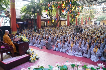 Đạo tràng Pháp Hoa miền Bắc kính mừng ngày Thế Tôn thành đạo và tổng kết Phật sự năm Quý Mão